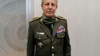 Po Krajčím by mohol byť novým ministrom brigádny generál a lekár
