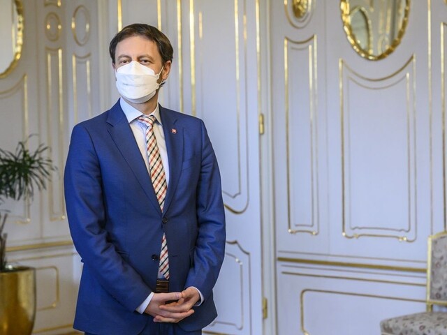 Čo prinesie politická rošáda? Heger má dve možnosti, obe nepriaznivé