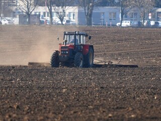 poľnohospodárstvo, farmár, traktor, 1140x