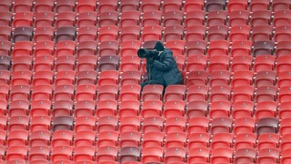 UEFA zrušila limit na počet divákov na štadiónoch