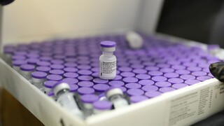 Spojené štáty ako prvá krajina definitívne schválili vakcínu Pfizer/BioNTech