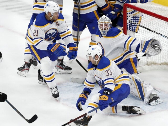 NHL: Buffalo sa po osemnástich prehrách dočkalo víťazstva