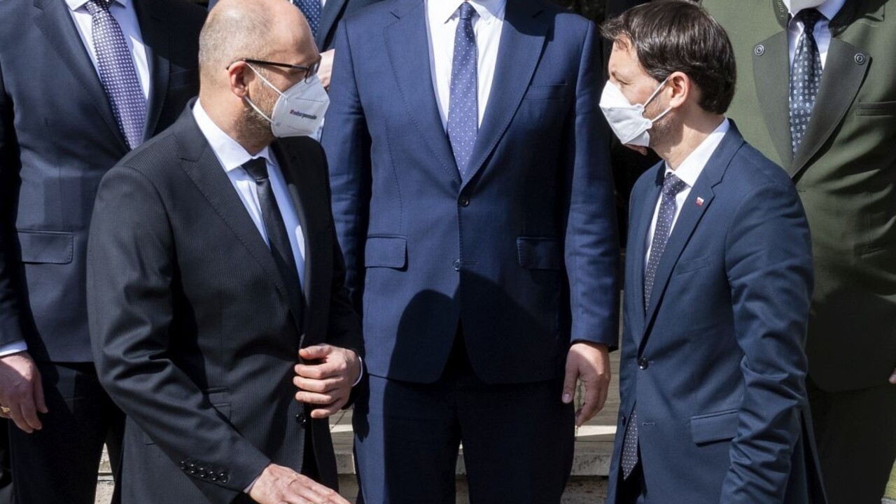 Menej konfliktov, väčší pokoj. Čo čaká Sulík od nového premiéra?