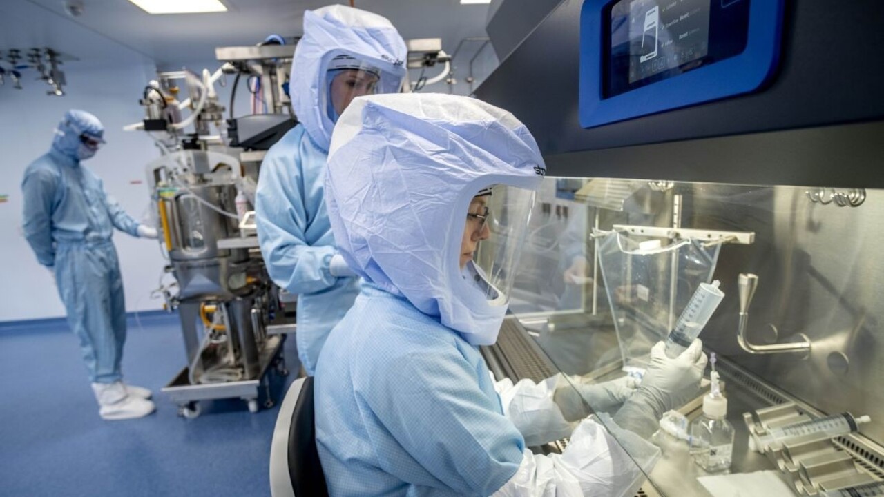 Na Slovensko do konca júna dorazia státisíce vakcín od Pfizeru