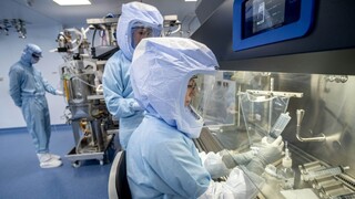 Na Slovensko do konca júna dorazia státisíce vakcín od Pfizeru