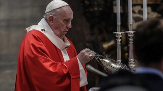 Gesto zmierenia? Pápež slúžil omšu u kardinála, ktorý abdikoval