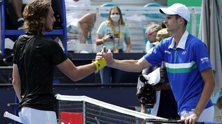 Tsitsipas skončil vo štvrťfinále, jeho premožiteľ vyzve Rubľova