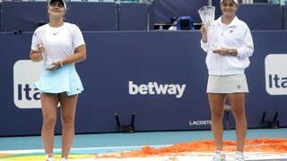 Bartyová obhájila titul, vo finálne zdolala Kanaďanku Andreescuovú