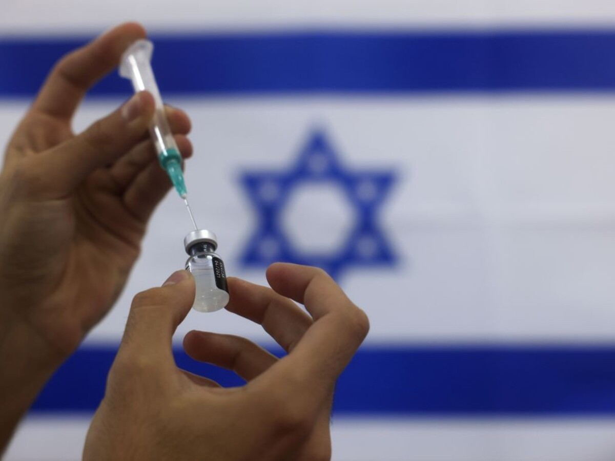 Pfizer stopol dodávky vakcín do Izraela. Krajina firme nezaplatila