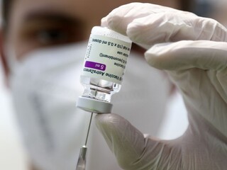 Nemci o splnení vakcinačných cieľov pochybujú, vyplýva z prieskumu