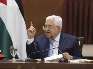 Palestínsky prezident odletel tesne pred voľbami na testy do Nemecka