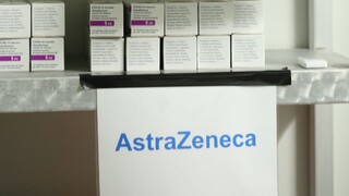 Zrazeniny súvisia s AstraZenecou, potvrdil člen liekovej agentúry