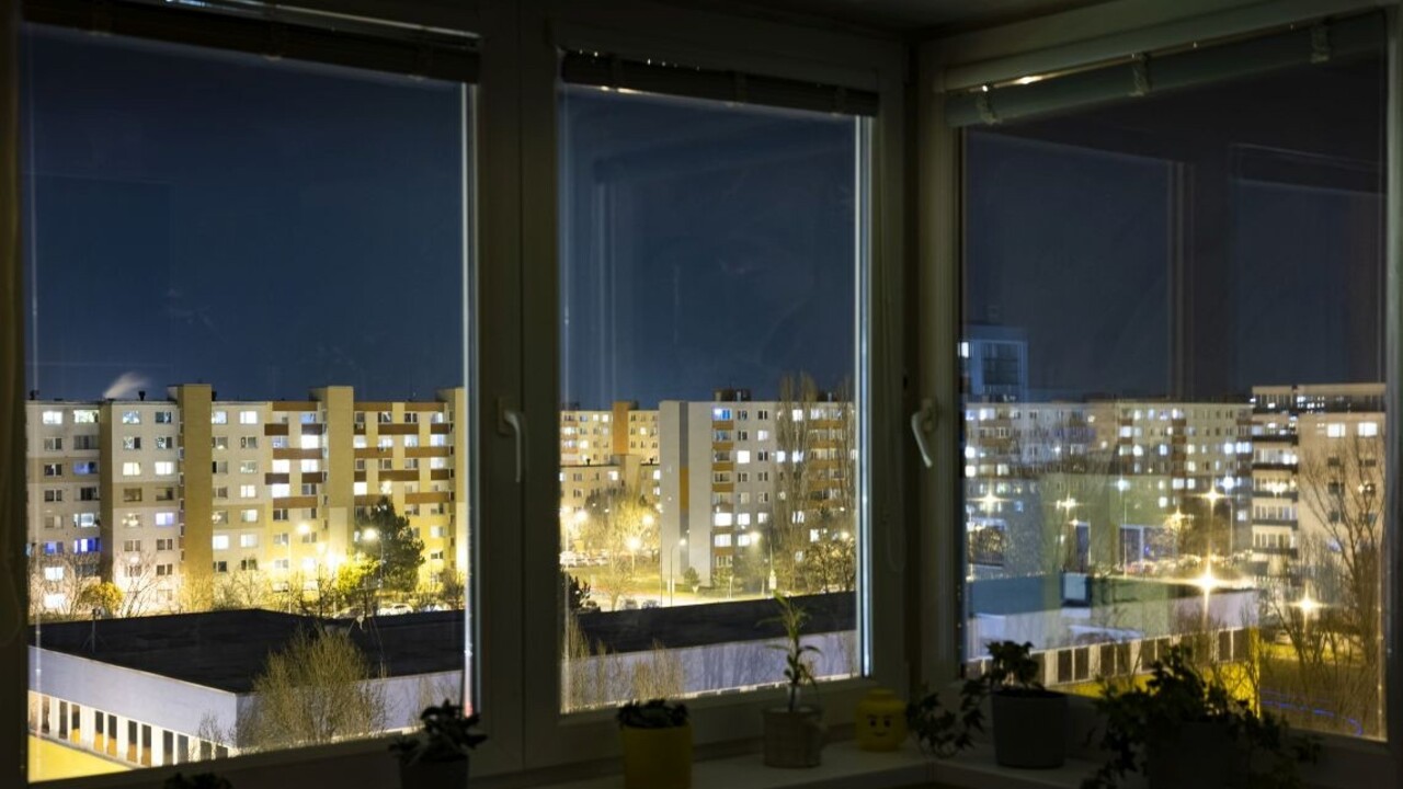 panelák, sídlisko, bytovka, 1140x