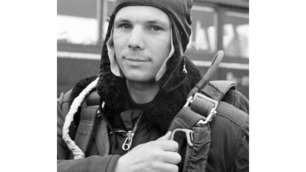gagarin1_a65fb293.jpg