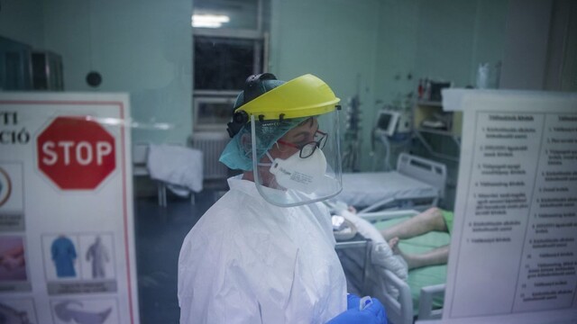 Maďarsko nemocnica koronavírus 1140px (TASR/AP)