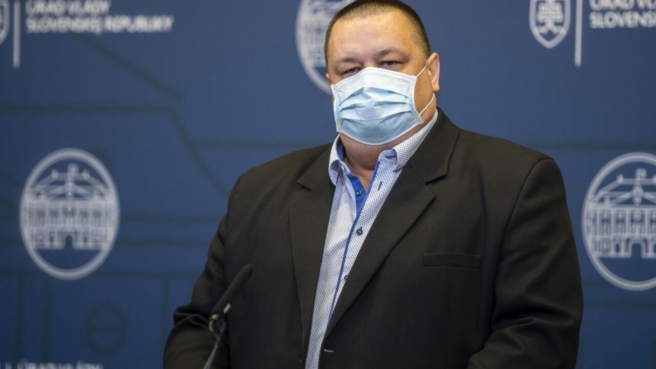 Mikas o Sputniku: Slová Matoviča ho mrzia, za kontrolórmi stojí