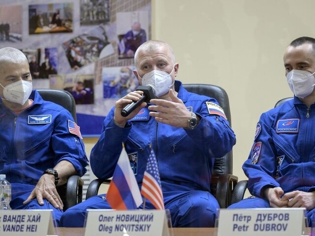 Z Bajkonuru odštartovala raketa, do vesmíru vezie troch ľudí