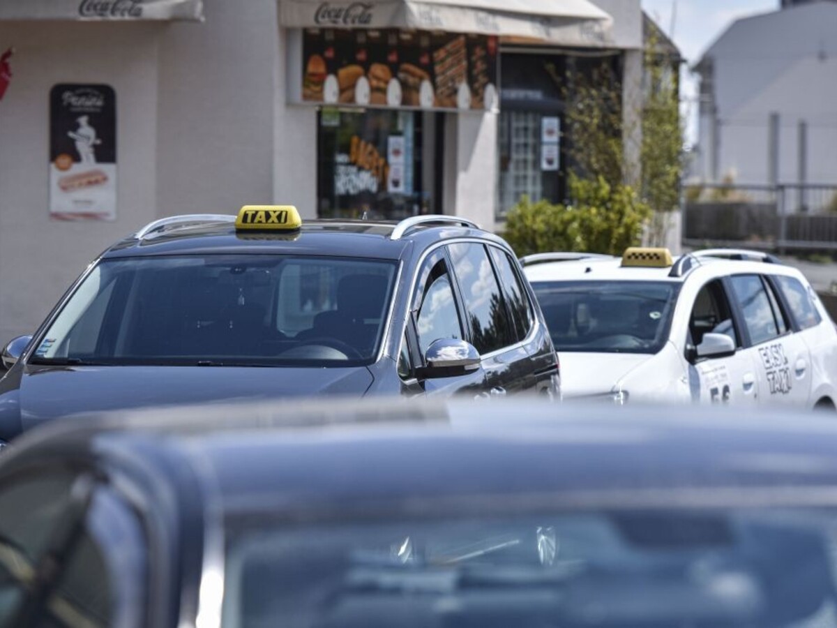 taxi, taxislužba, 1140x