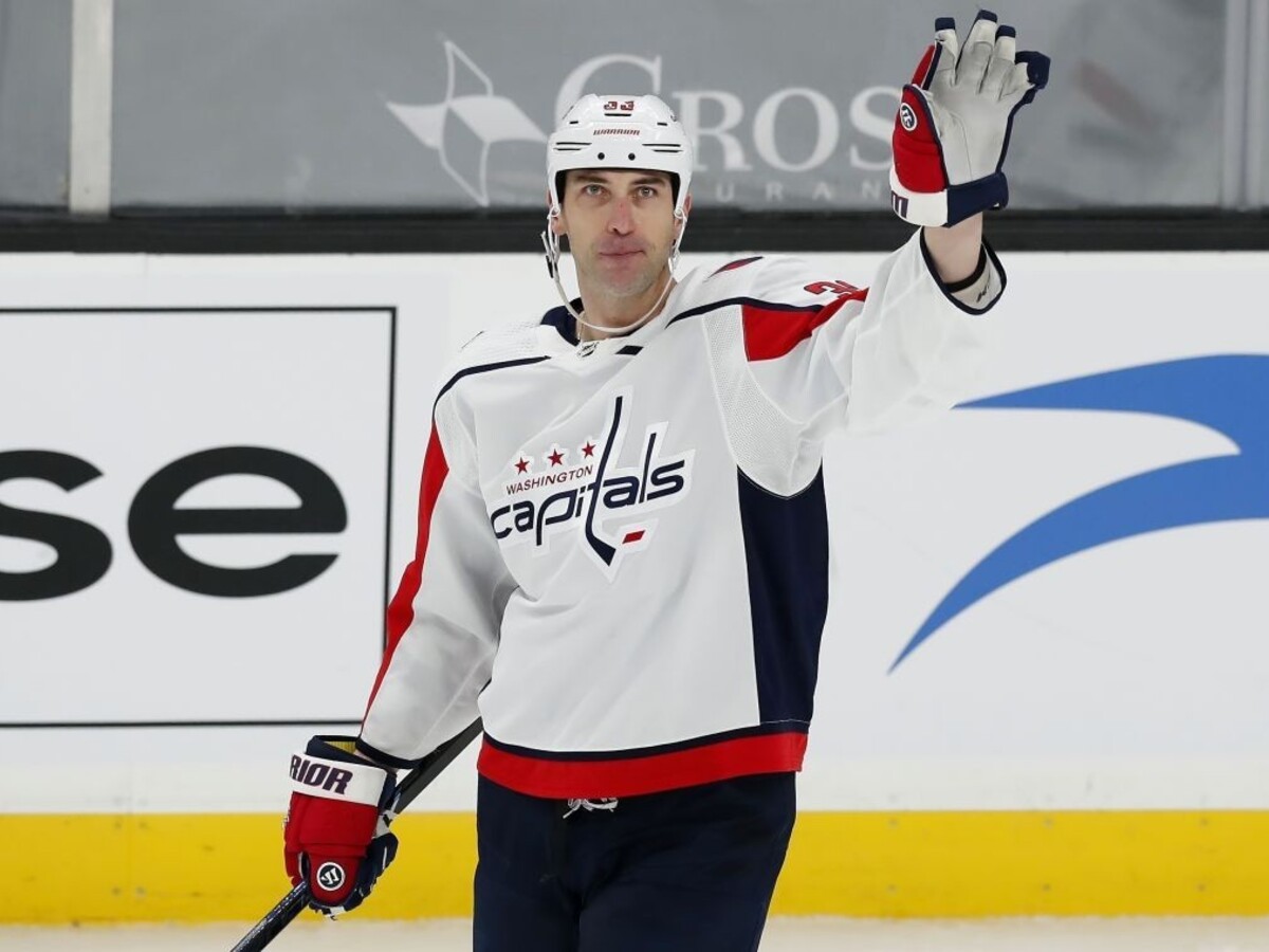 NHL: Chárov Washington deklasoval Boston. Studenič debutoval prehrou