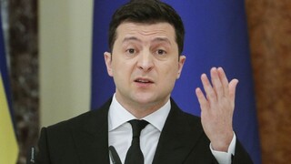 Zelenskyj chce dialóg s Putinom. Rusi ho nechávajú čakať