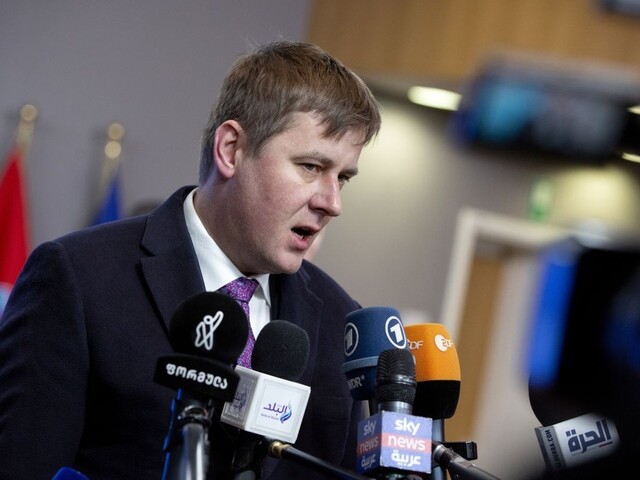 Český minister zahraničia končí, odvolanie vníma ako politický krok