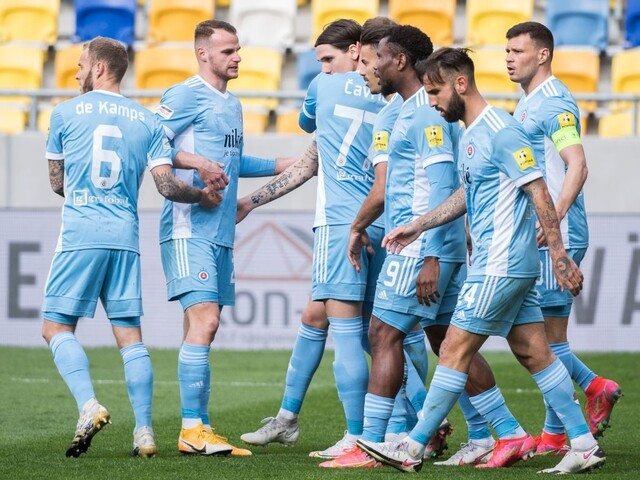 Slovan natiahol sériu bez prehier, k titulu je o krok bližšie
