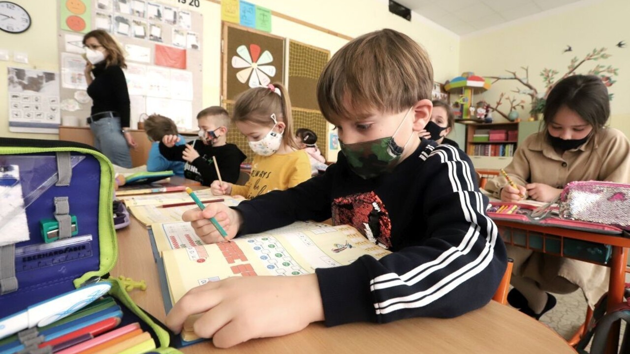 Deťom škola chýbala. Učitelia vnímajú mnohé negatívne dôsledky