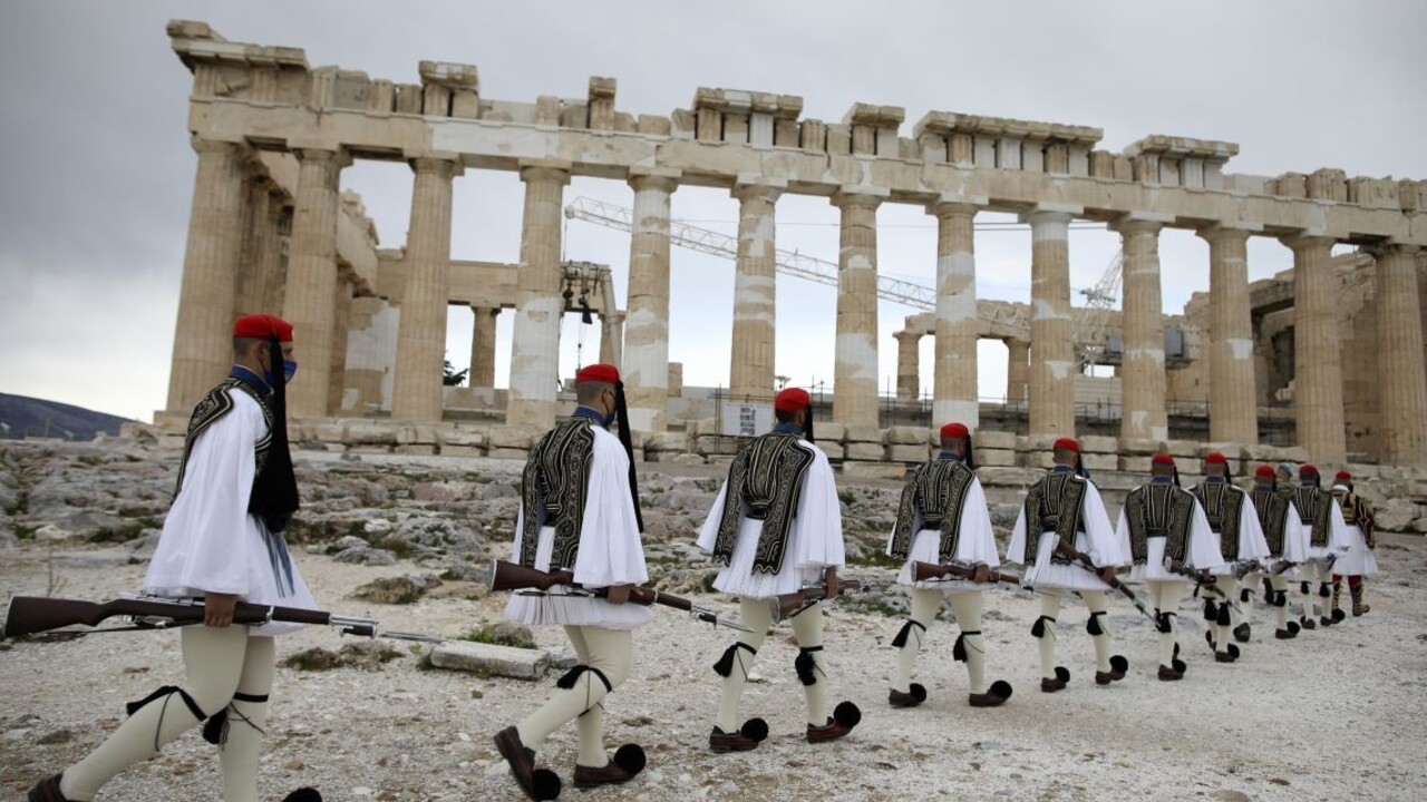 Grécko otvára krajinu turistom. Vyžaduje očkovanie alebo test
