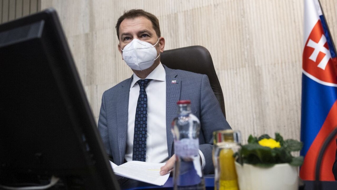 Drucker podal oznámenie na Matoviča, vraj háji záujmy iného štátu