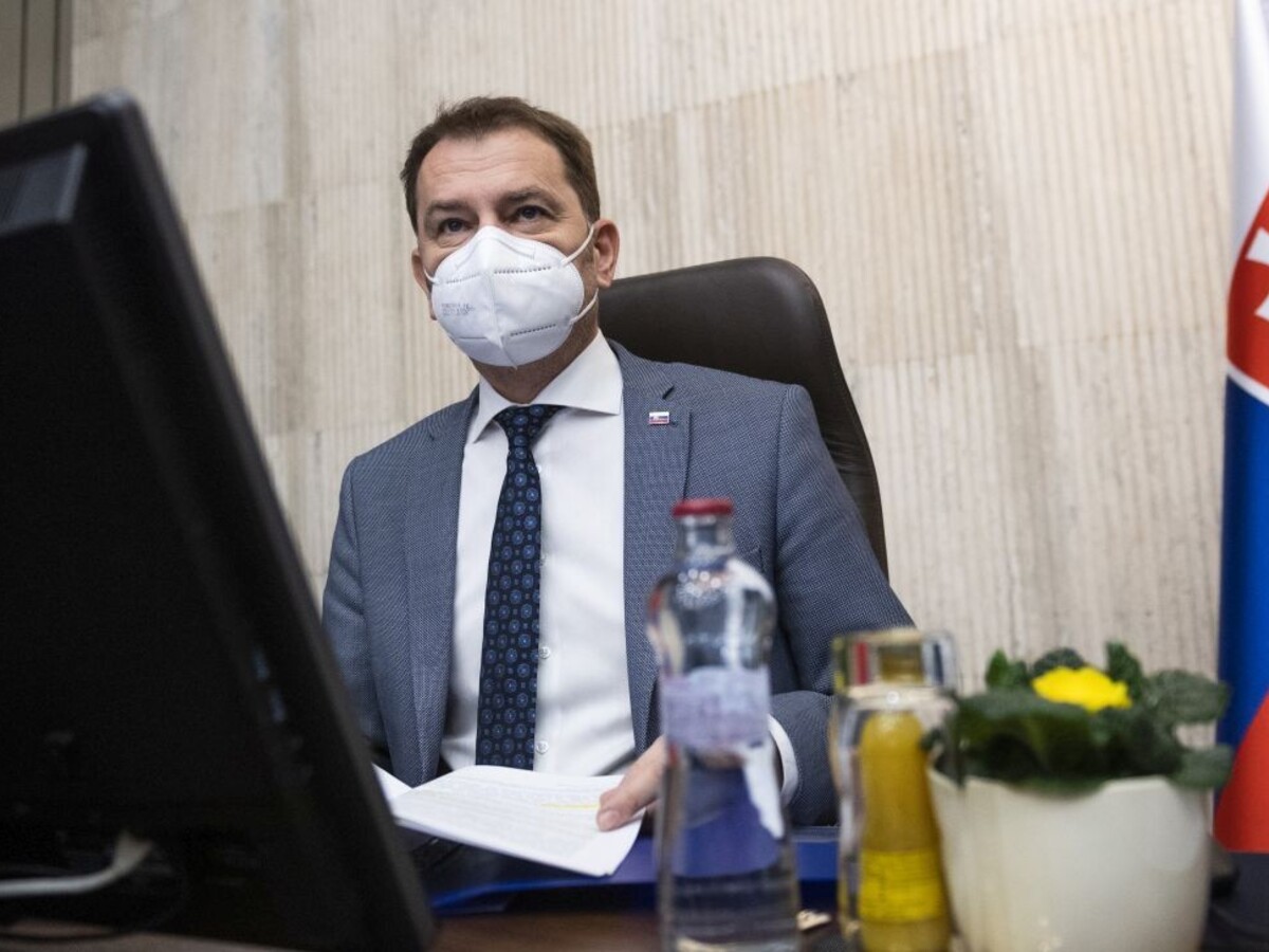 Drucker podal oznámenie na Matoviča, vraj háji záujmy iného štátu