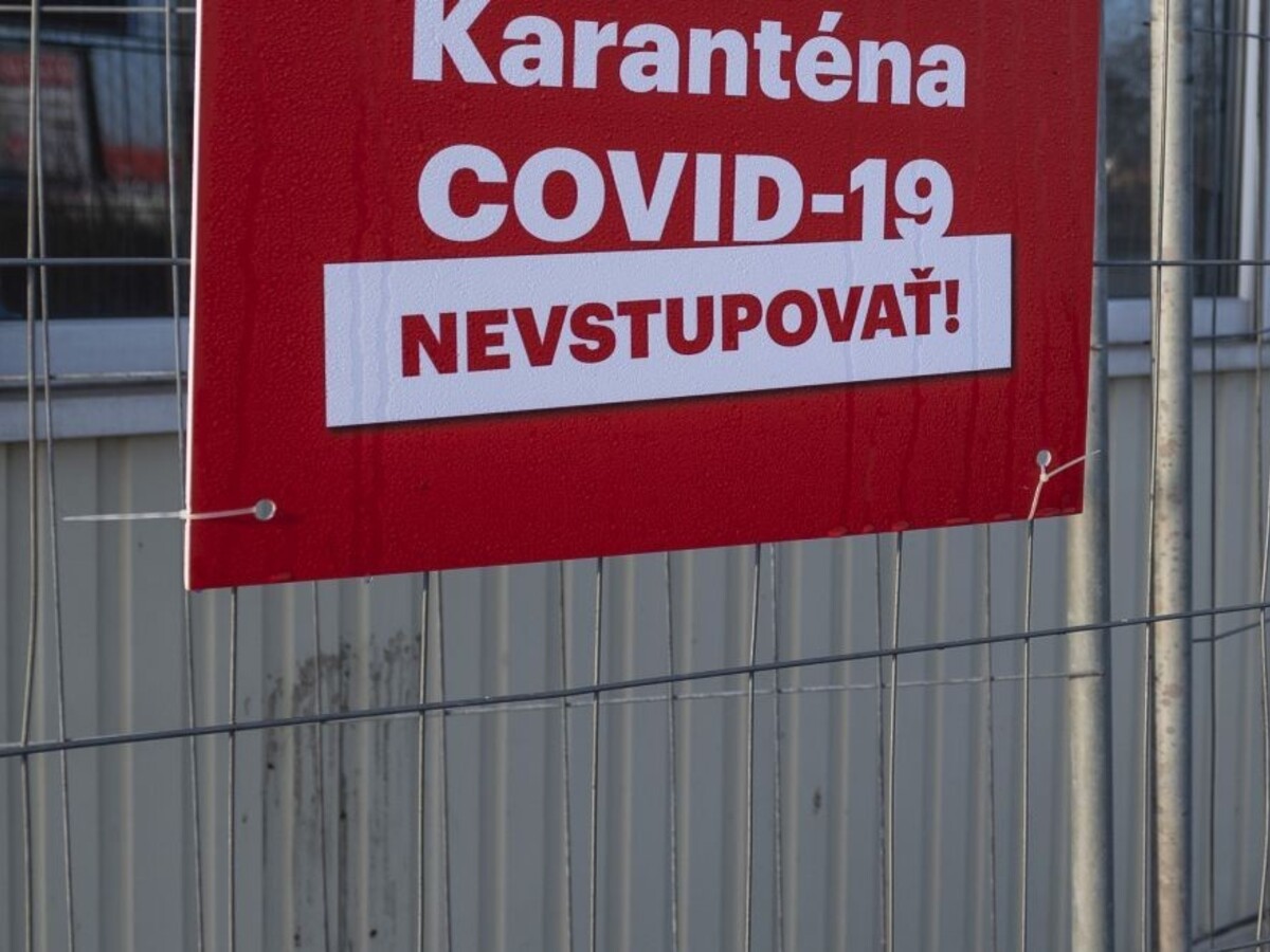Pri príchode na Slovensko je karanténa nutná, priepustkou je negatívny test