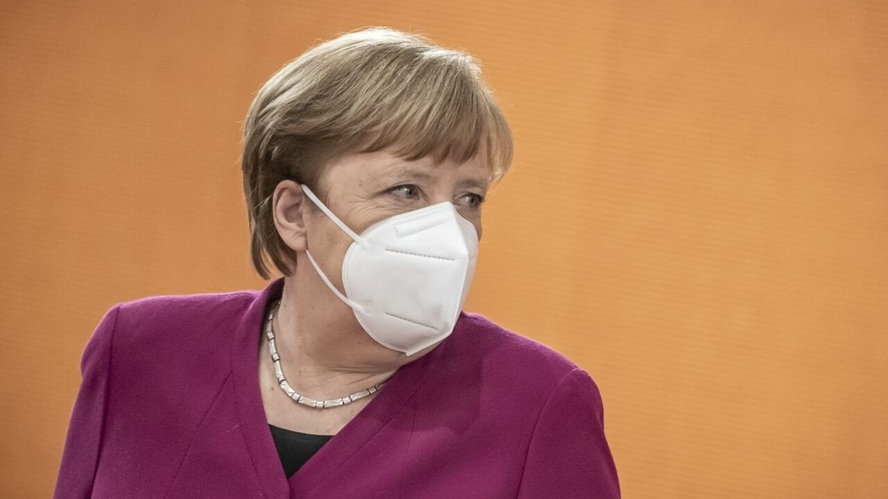 Merkelovú zaočkovali, dostala vakcínu od firmy AstraZeneca