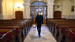 Upravujú sa aj bohoslužby či svadby, test už nebude potrebný