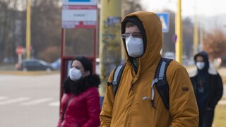 Uvoľnili viaceré opatrenia. Od pondelka platia nové pravidlá