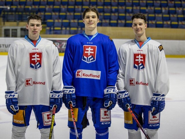 Šancu dostanú aj traja tínedžeri, potvrdil tréner Ramsay