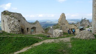 Do záchrany hradov zapoja nezamestnaných, vyčlenili na to milión eur