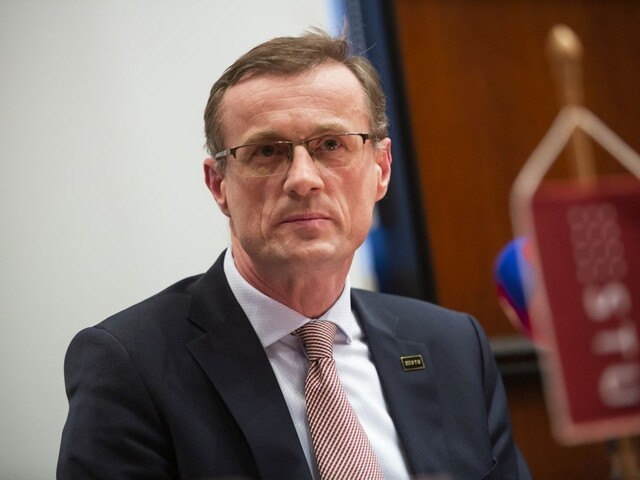 Prezidentka odvolala z funkcie rektora Slovenskej technickej univerzity Fikara