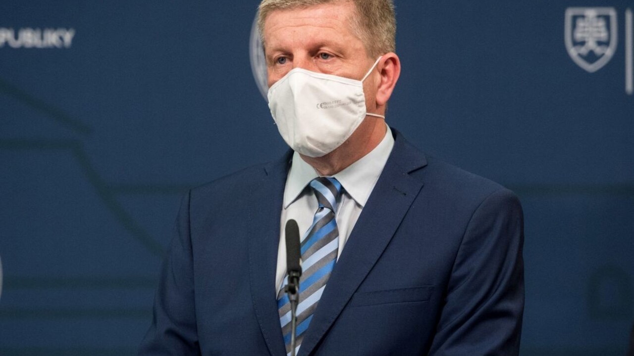 Minister: Zmluvu o Sputniku zverejníme aj keby Rusi nesúhlasili