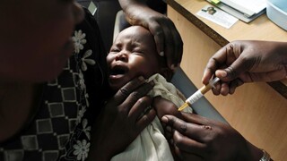 Britskí vedci vyvinuli prvú vysokoúčinnú vakcínu proti malárii