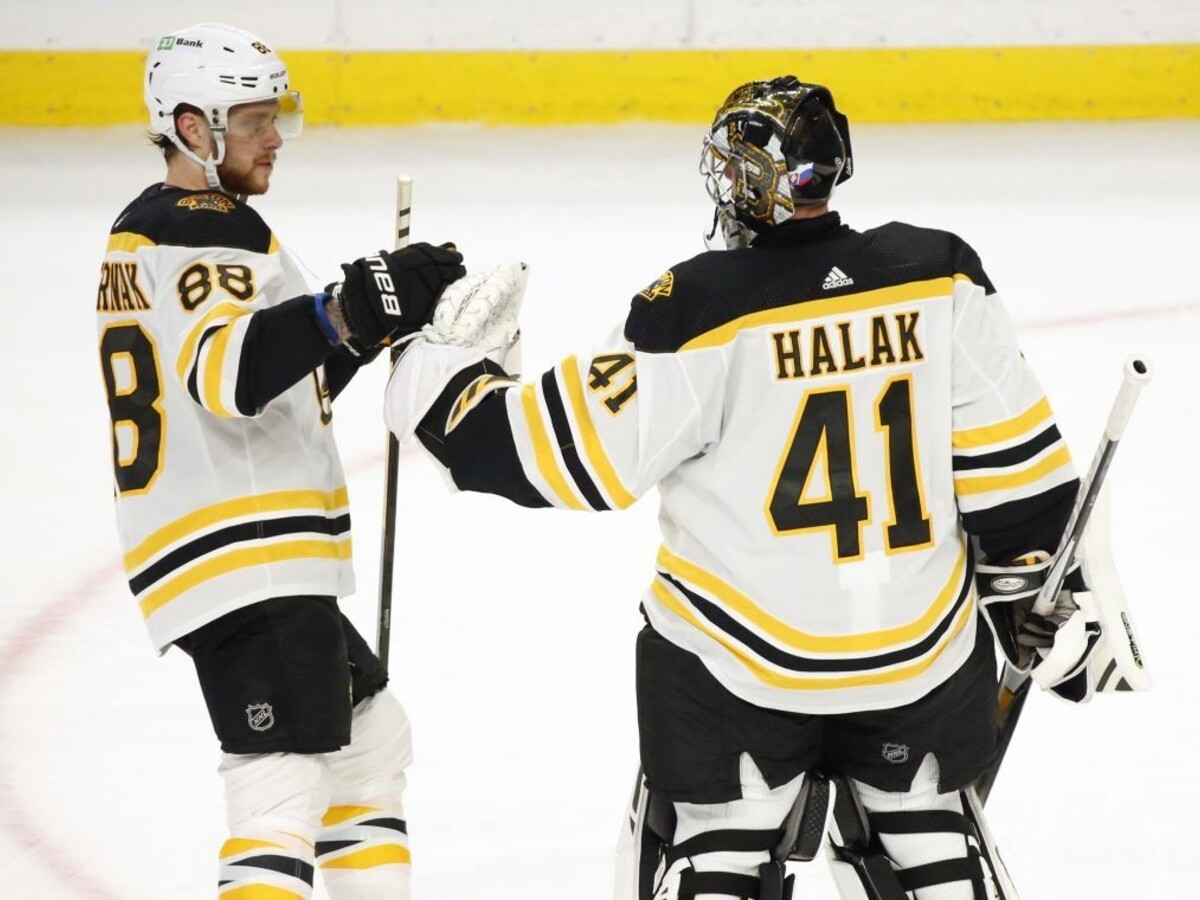 NHL: Halák dochytal zápas s Buffalom, Calgary zdolal Montreal
