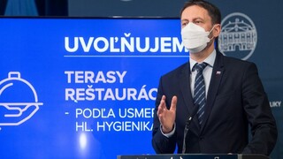 Očkovanie je cesta k víťazstvu. Využite to, žiada Heger Slovákov