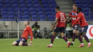 Lille stále vedie v Ligue 1 o bod pred Paris Saint Germain