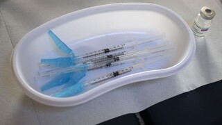 EÚ žaluje AstraZenecu, nedodala dohodnuté množstvo vakcín