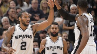 NBA: Po predĺžení tesné víťazstvo. Spurs porazili domácich