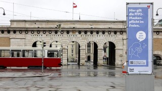 Vo Viedni sa skončí tvrdý lockdown. Otvoria obchody aj služby