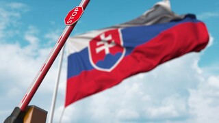 Koniec zákazu cestovania sa blíži, dovolenky v zahraničí by mohli byť povolené už od polovice mája