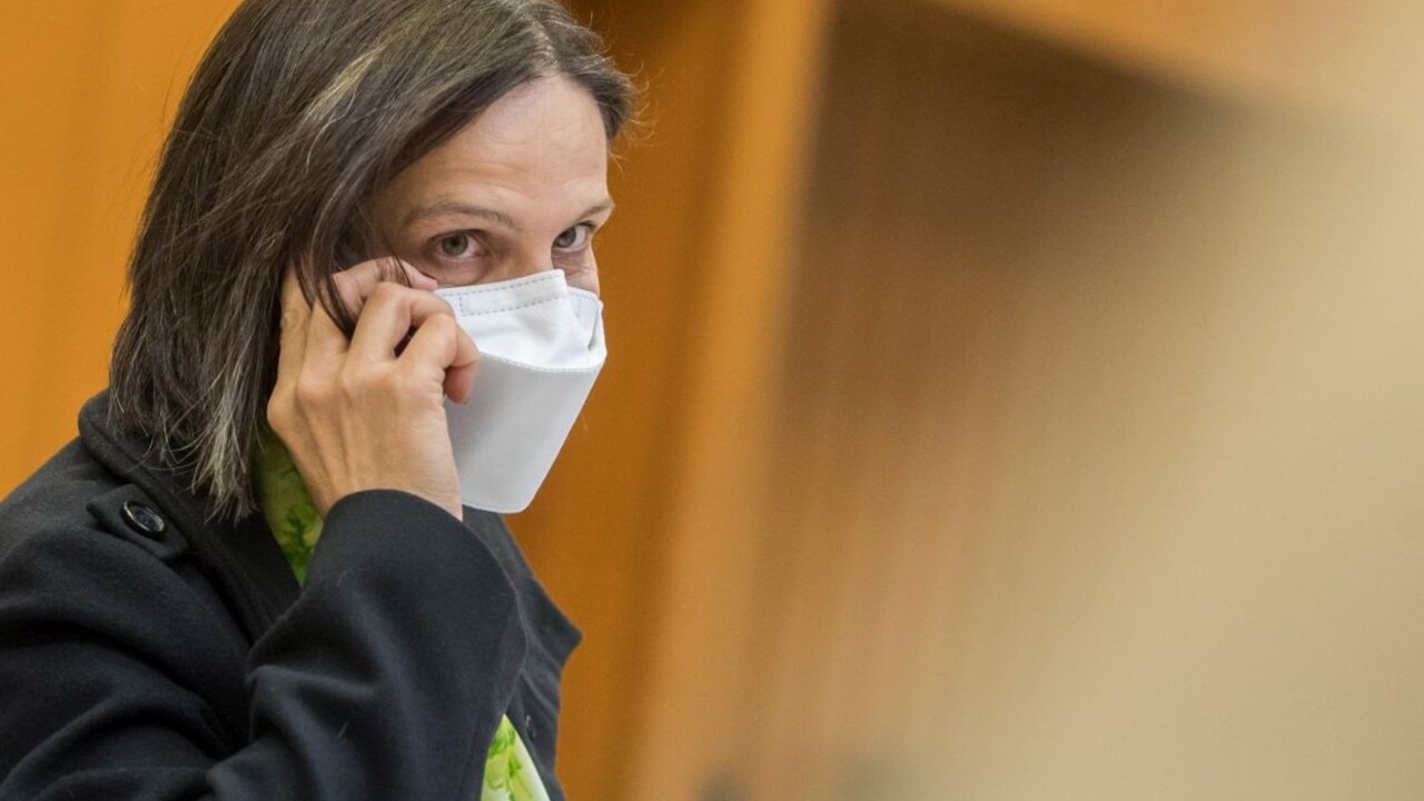 Smer zváži iniciovanie mimoriadnej schôdze na odvolávanie Kolíkovej