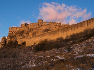 Spišský hrad sa po dlhej dobe otvára, prví návštevníci prichádzajú