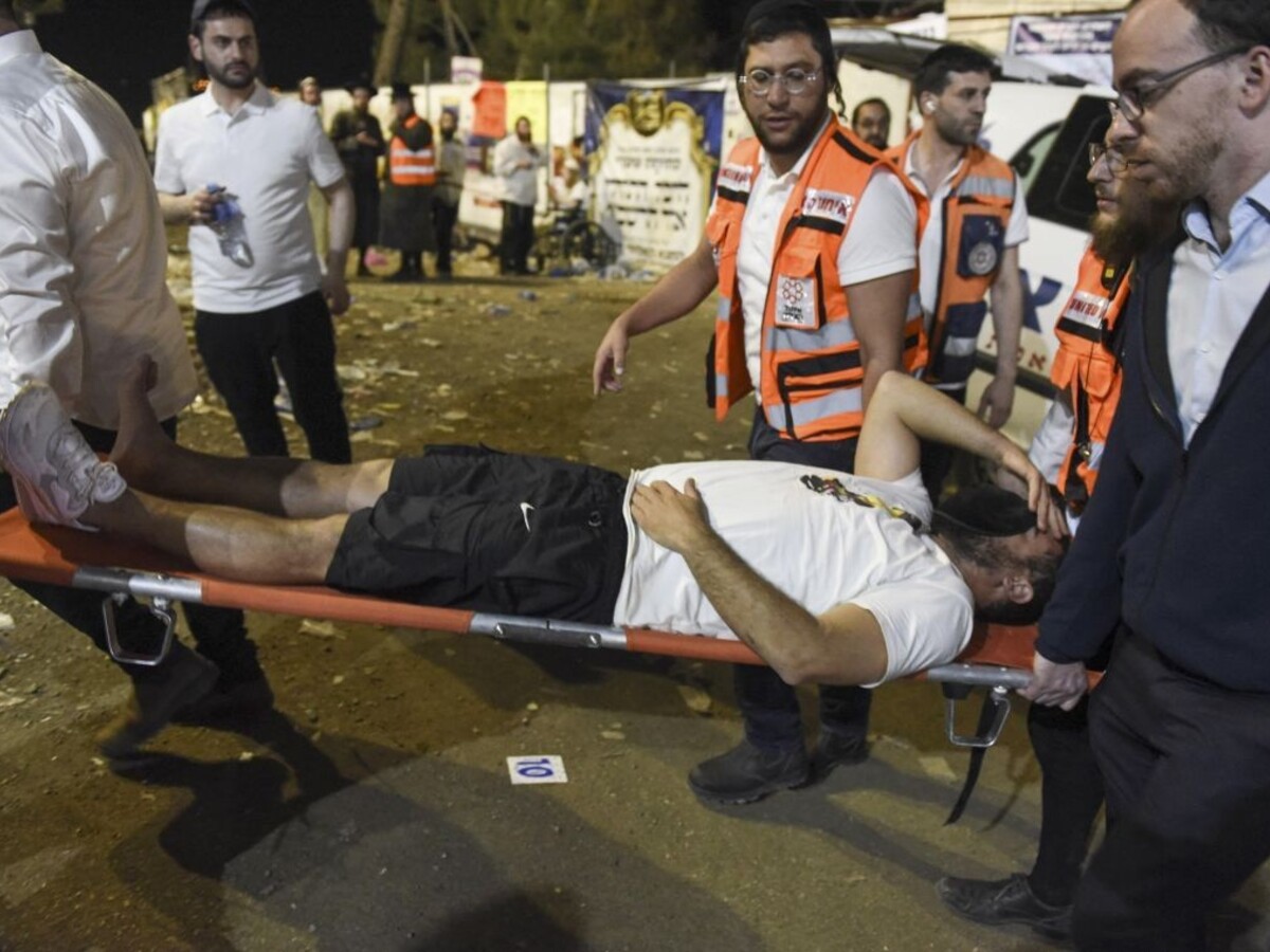 Izrael pochováva obete tlačenice. O život prišlo 45 ľudí