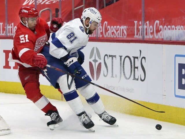 NHL: Tampa s Černákom zvíťazila, poskočila na druhé miesto